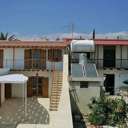 Elisabet Traditional House Gospodarstwo wiejskie *